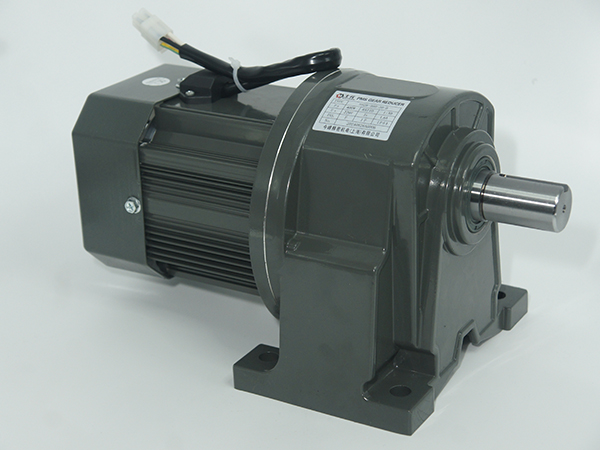 卧式永磁减速电机